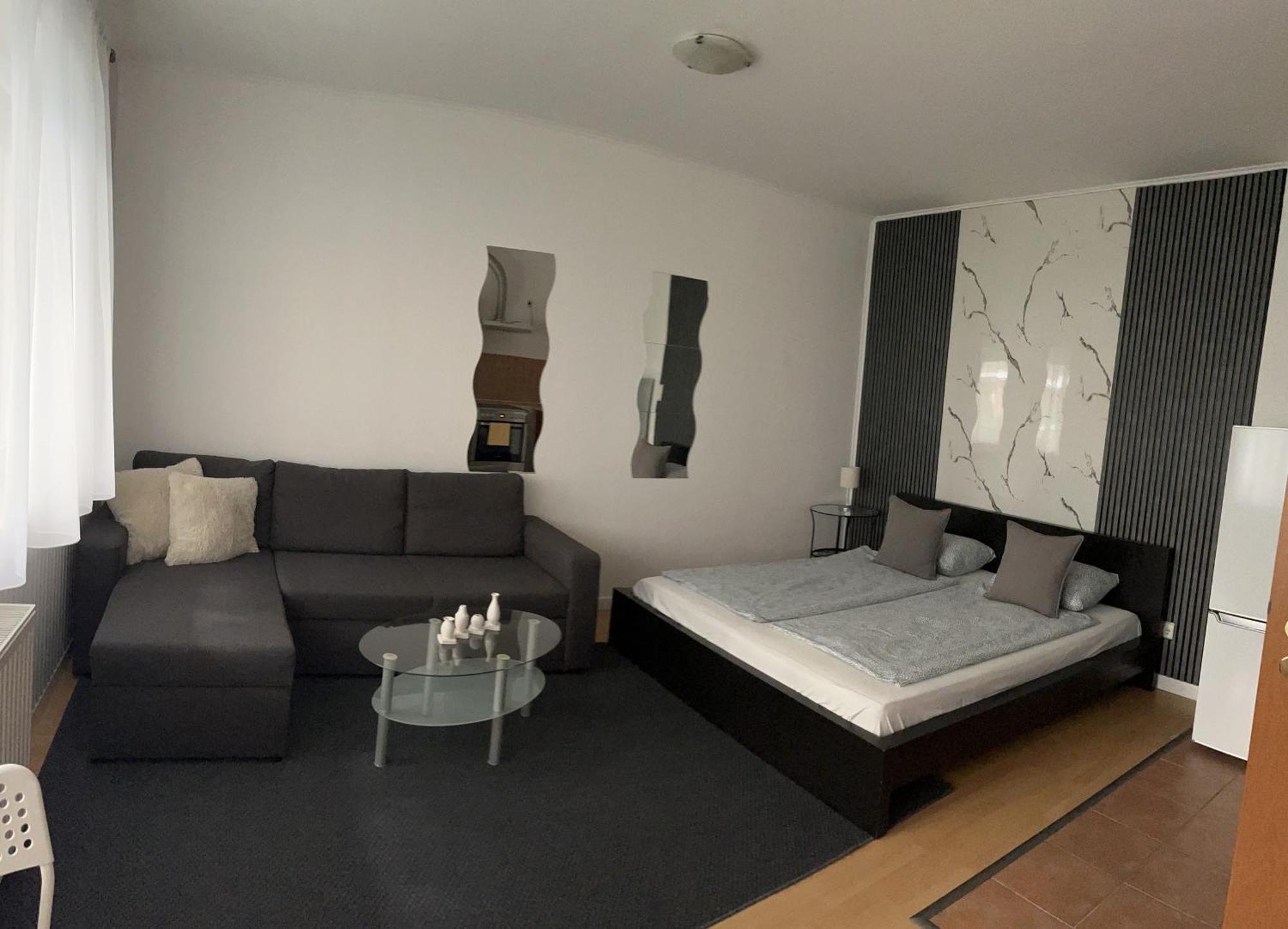 Downtown Rose Garden Whit Garage Opcional Apartman Budapest